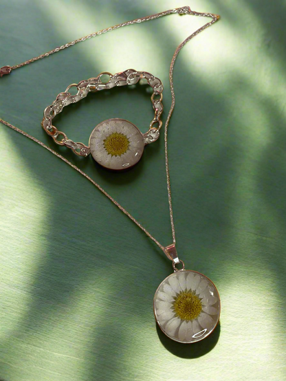 Daisy Bracelet and Pendant